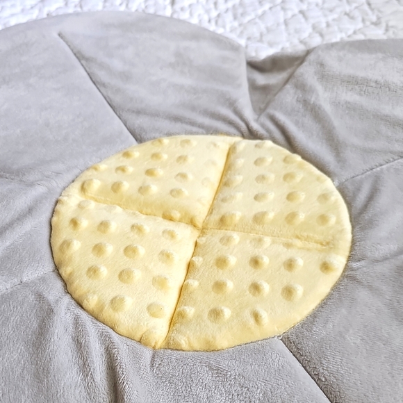 Blooming Bath Lotus Baby Bath Mat Gray Light Yellow 4 Petal Baby Sink Cushion - Picture 8 of 14
